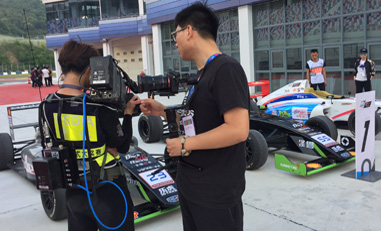 F1賽車(chē)現(xiàn)場(chǎng)攝像機(jī)視頻無(wú)線傳輸案例